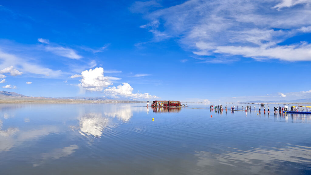 茶卡盐湖天空之镜